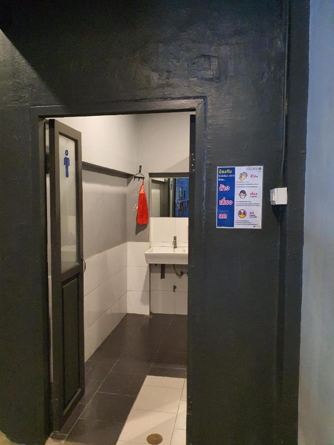Loftel Station Hostel Bangkok Exteriér fotografie